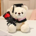 Süßer Plüsch Abschlussbär mit rotem Rosenstrauß Doktorhut und Robe für Abschlussfeier - 23cm / Weiße Bär - Rosa Kragen