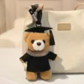 Süßer Doktor Bär Plüsch Anhänger Spielzeug mit Doktorhut und Robe für Schultasche und Schlüsselring. - Dunkelbrauner Bär / Grauer Schal