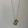 Vergulde letter S hanger ketting met delicate kralenketting stijlvolle dames sieraden - Goud S