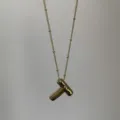 Gouden T letter hanger ketting, massieve initiaal choker ketting, minimalistisch sieraden accessoire. - Goud T