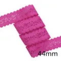 Nastro di pizzo cavo rosa largo 44 mm, perfetto per bricolage, fiocchi e decorazione indumenti. - 1 Yard / Rosso rosa