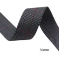 50mm Hahnentritt doppelseitiges Band, schwarz-graues Karostoff für DIY Schleifen und Haarschmuck. - Schwarz Grau Hahnentritt mit Roter Linie (1643)
