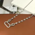 Vista dettagliata della collana con catena ad ancora in acciaio inossidabile con zircone. - Collana / Argento