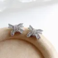 Orecchini a fiocco in zircone lucido, delicati orecchini a perno con fiocco in argento. - Orecchini a fiocco / Argento