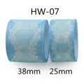 Blaues Schleifenband mit Farbverlauf und Spitzenmuster, 38mm und 25mm für DIY Schleifen und Geschenke. - Breite 25mm, Länge 100 Yards / Blau Farbverlauf (HW-07)
