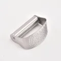 Prensa de ajo de acero inoxidable balancin herramienta de cocina con mango ergonomico. - Estilo 1