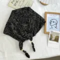 Vintage pleated triangular headscarf with abstract pattern and beaded knot decor. - 110*35cm / Zebra
