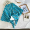 Bufanda panuelo triangular de punto a rayas simple de estilo coreano para mujer otono invierno. - Azul