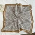 Vintage geometrische print kleine vierkante sjaal zijden sjaal voor vrouwen mode. - 63x63cm / Koffie Gestreept