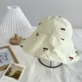 Chapeau bob à carreaux verts avec cerises brodées mignonnes, chapeau de soleil vintage pour femmes. - Taille unique / Vert
