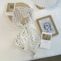Chique lange sjaal met stipjes en kralen, lichte halsdoek voor dames lente zomer. - 140*12.5cm / Witte Stippen
