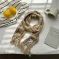 Comfortabele beige gebreide sjaal met franjes zachte warme winterse nekwrap dames - 150*9cm / Khaki