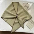 Écharpe triangulaire en mélange de laine style coréen couture contraste boucle cuir châle hiver - Moutarde