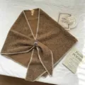 Femme automne hiver marron laine tricot foulard triangulaire châle avec bordure et boucle cuir - Marron