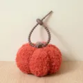 Simpatico ciondolo in peluche di zucca arancione con cinturino in silicone, portachiavi borsa. - Portachiavi 10cm / Rosso