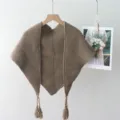 Dames gebreide kwastje driehoekige sjaal mode effen kleur lente zomer buiten omslagdoek - Khaki