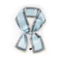 Foulard en soie fin bleu clair, élégant ruban twilly pour sac et cheveux style. - Dentelle bleu clair