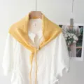 Châle triangulaire tricoté pour femme, écharpe décorative tendance pour le printemps. - Jaune Oie
