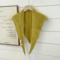 Gemütliches gelbes Woll-Dreiecktuch gestricktes Kopftuch Winter warmer Mode-Accessoire - Ingwer
