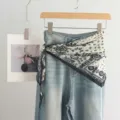 Chic μαύρο λευκό paisley τριγωνικό μαντήλι ζώνη μέσης για μοντέρνο και κομψό τζιν στυλ. - 04#-Μπεζ Μέση / 140*66cm