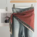 Vintage paisley τριγωνικό φουλάρι ως στυλάτη ζώνη τζιν, όμορφη λεπτομερής κοντινή λήψη. - 140*65cm / 04#-Μπορντό