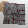 Foulard Carré Effet Soie Motif Pied-de-poule Rayure Rouge Bande Cheveux Élégant Accessoire - Pied-de-poule Noir et Blanc