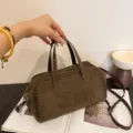 Retro braune Wildleder Boston Handtasche mit handgemachten Naehten, stilvolle Umhaengetasche - Dunkelbraun