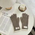 Knitted gloves detail, solid brown winter warm gloves with ribbed cuffs and tag. - One Size / Coffee
