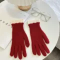 Rote Winter-Knit-Touchscreen-Handschuhe mit weißem Spitzenbündchen für Damen warm. - Rot