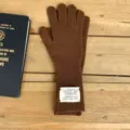 Gants en laine tricotée marron avec étiquette tissée gants thermiques d'hiver chauds à cinq doigts - 30*10cm / Marron