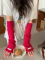 Longs gants en tricot sans doigts pour femmes, chauffe-bras rose vif, accessoire de mode d'hiver. - Taille unique / Rose rouge