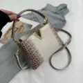 Crocodile pattern handbag for women, stylish top handle shoulder bag with gold V clasp. - Khaki
