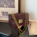 Women crocodile pattern chain shoulder bag luxury PU leather crossbody bag chic designer handbag - Burgundy
