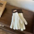 Close-up of women's color-block knit five-finger gloves, white with brown cuffs, warm. - One Size / White Coffee