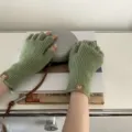 Guantes de punto sin dedos de color sólido, guantes cálidos de invierno para escribir y tipear. - 21 cm x 8 cm / Verde Hierba