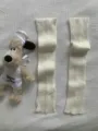 Manchons de bras tricotés blancs et mitaines vue détaillée pour tenues de mode automnales - Taille Unique (42cmX8cm) / Blanc Cassé