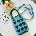 Mini Strick Umhängetasche für Damen mit grünem Herz Muster, süße Handy Tragetasche Alltag. - 12cmX5cmX25cm (Inklusive Griff 7cm), Riemen 53cm / 10#-Herz Blau