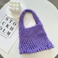 Bolso de mano de red tejida morada, bolsa de compras hueca de moda para la playa y uso diario. - 21cmX6cmX31cm / Púrpura