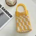 Vue détaillée du mini sac à main en tricot à carreaux jaune et blanc tendance aux poignées solides. - 01#-Jaune Damier / Taille unique
