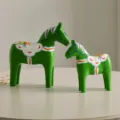 Green wooden Dala horse figurine set of 2, hand-painted Nordic home decor ornament. - B26-Green Horse