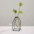 Nordic minimalist geometric iron art glass hydroponic vase ornament for living room decor - Small Square Bottom Style / Black