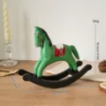 Hölzernes Schaukelpferd Ornament, vintage grüne Heimdekoration Tischskulptur 22cm - Grün