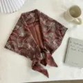 Paisley fan patterned triangular silk scarf vintage decorative neckerchief for women fashion accessory - 140*70cm / Red