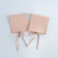 Hellrosa Wildleder Schmuckbeutel mit Schleife, weiche Geschenktasche fuer Accessoires. - Nude Rosa