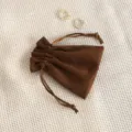 Brauner Wildleder Samt Schmuckbeutel mit Perlen Ohrringen Variante, weiche Aufbewahrung. - 7*9cm / Braun