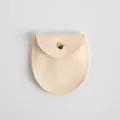 Beige Wildleder Schmucktasche mit Druckknopf, minimalistische kleine Geschenktasche für Accessoires. - 8*8.5cm / Beige
