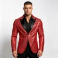 Giacca elegante da uomo in paillettes rosse con risvolto nero, ideale per feste e spettacoli. - Taglia S / Rosso
