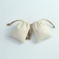 Natürliche Baumwolle Leinen Kordelzug Aufbewahrungstaschen für Schmuck und kleine Geschenke. - Rohtuch Flaches Hanfseil / 7*9cm