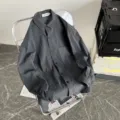 Camicia di lino grigio scuro uomo, top estivo casual largo sottile, vista variante - Grigio scuro