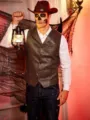 Gilet in pelle marrone uomo vintage scollo a V costume di festa di Halloween dettaglio - Marrone scuro